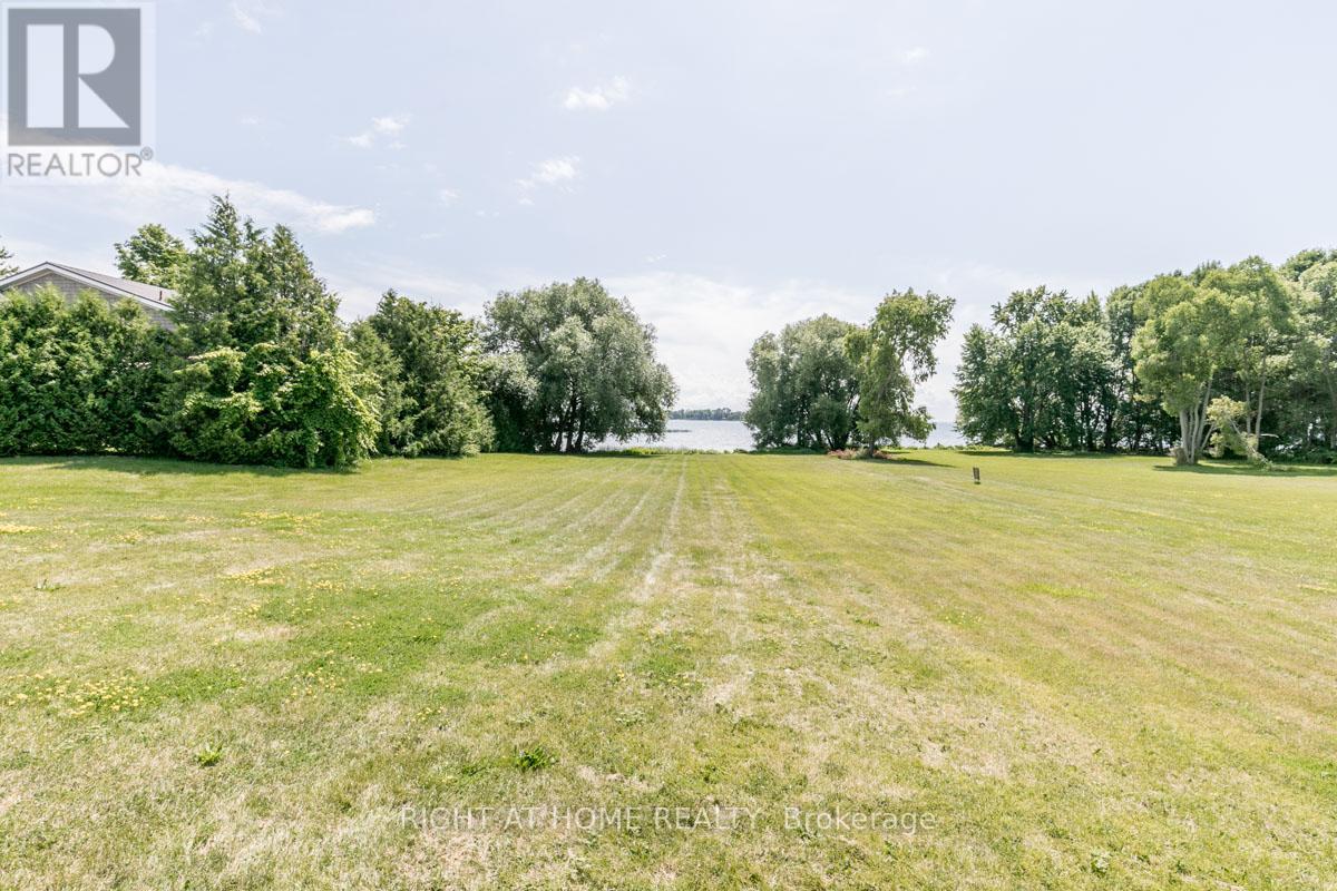3786 Tuppy Drive, Ramara, Ontario  L0K 1B0 - Photo 2 - S12271449