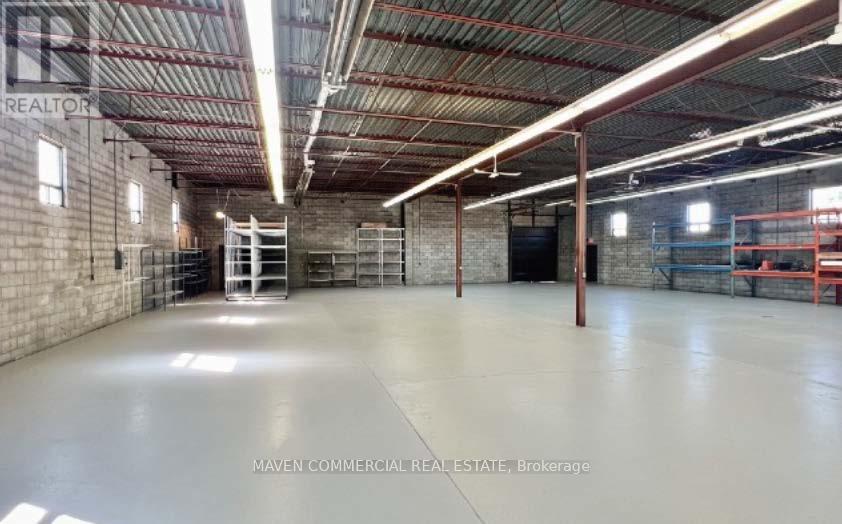 35 Lennox Drive, Barrie, Ontario  L4N 9V7 - Photo 3 - S12428131