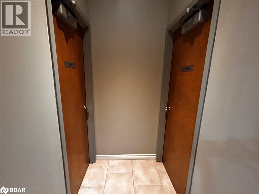 49 Essa Road Unit# 1, Barrie, Ontario  L4N 3K4 - Photo 18 - 40773699