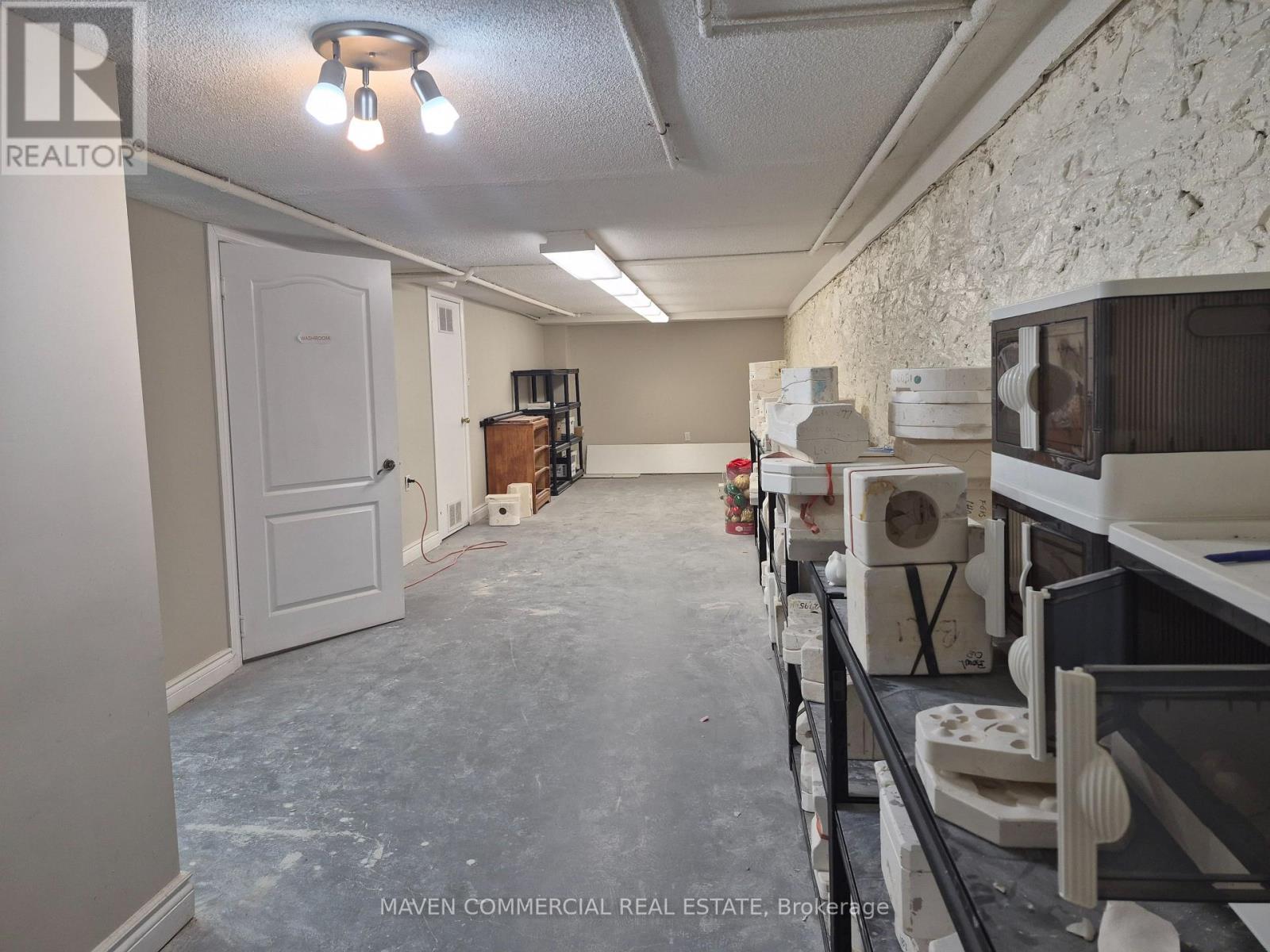 45 Dunlop Street E, Barrie, Ontario  L4M 1A2 - Photo 13 - S12585004