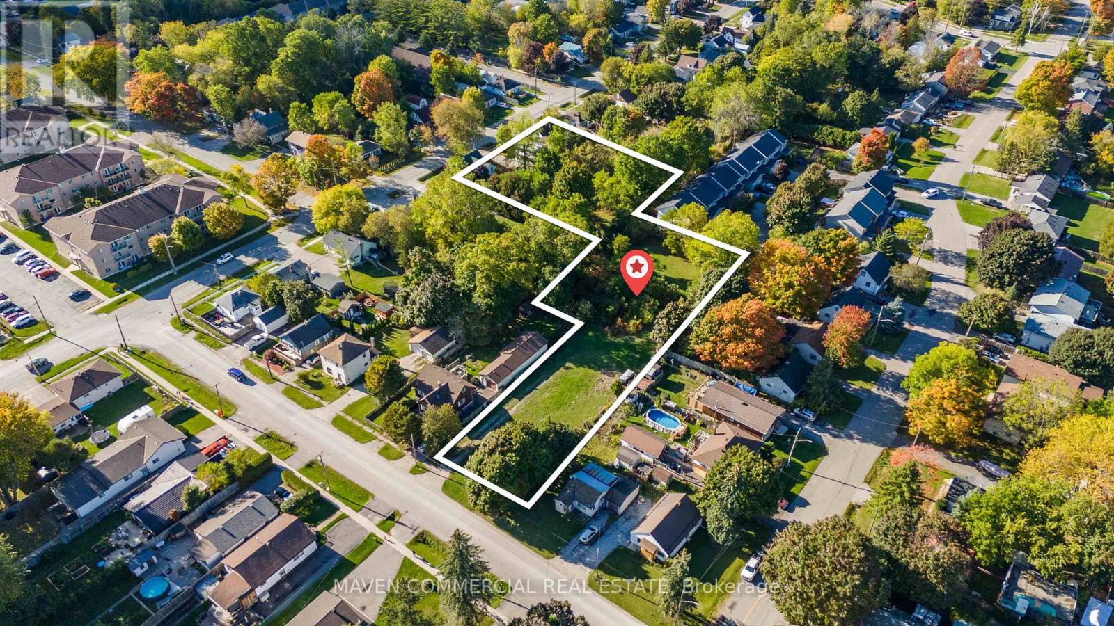 406, 410 Gill & 152 Oxford Street, Orillia, Ontario  L3V 4K6 - Photo 5 - S12668446