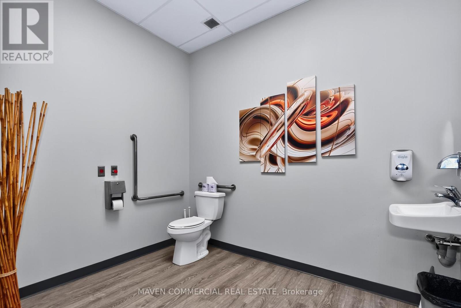 10 Lockhart Road, Barrie, Ontario  L4N 9G8 - Photo 21 - S13043480