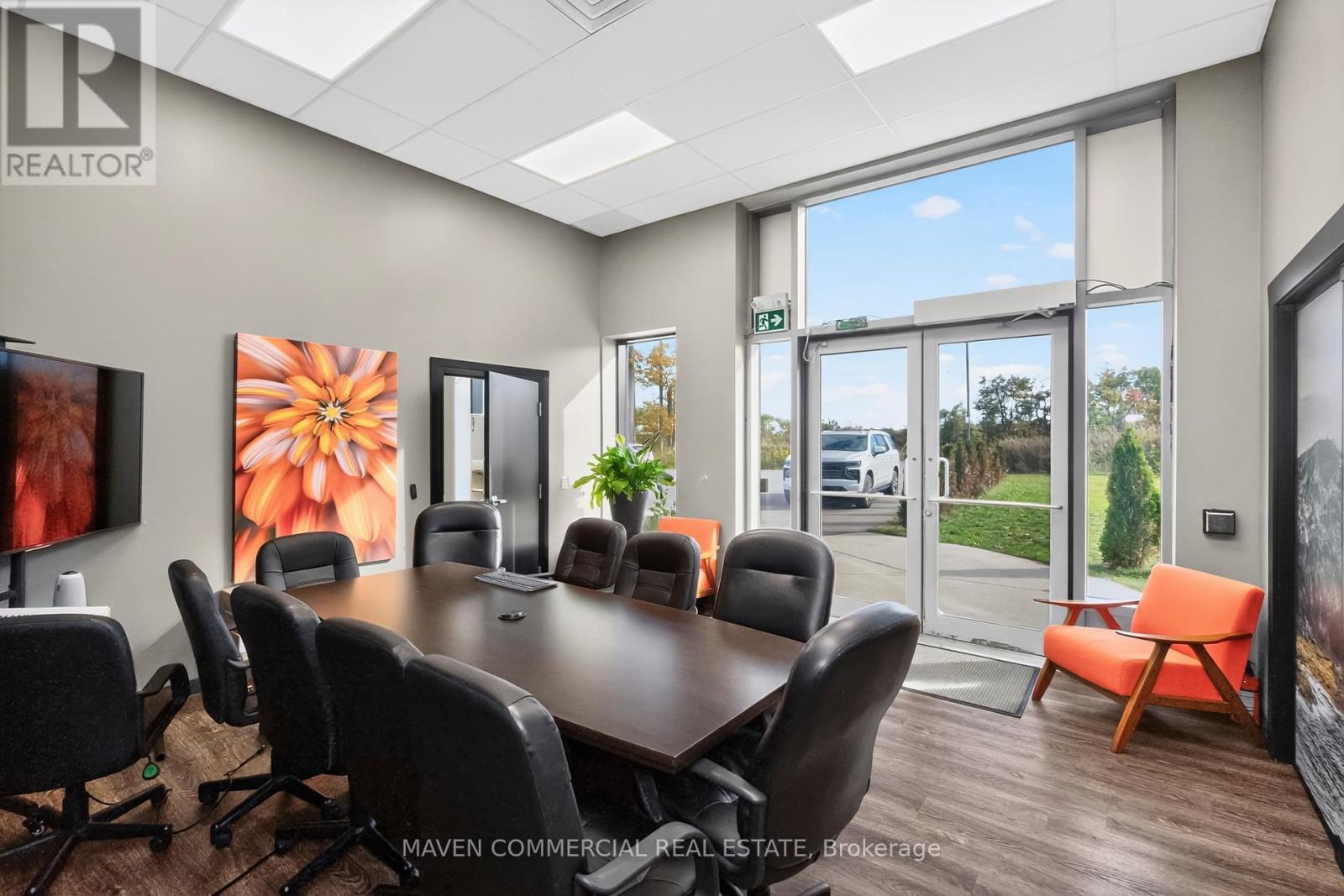 10 Lockhart Road, Barrie, Ontario  L4N 9G8 - Photo 4 - S13043480