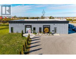 10 LOCKHART ROAD, Barrie, Ontario