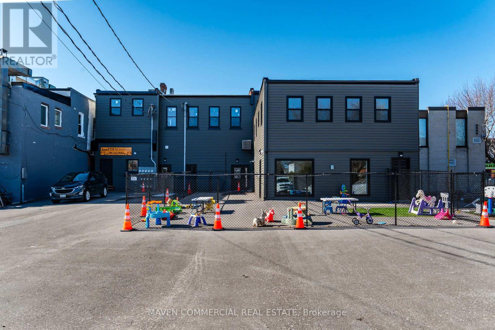 105 - 9 Queen Street W, Springwater, Ontario  L0L 1P0 - Photo 11 - S13047216