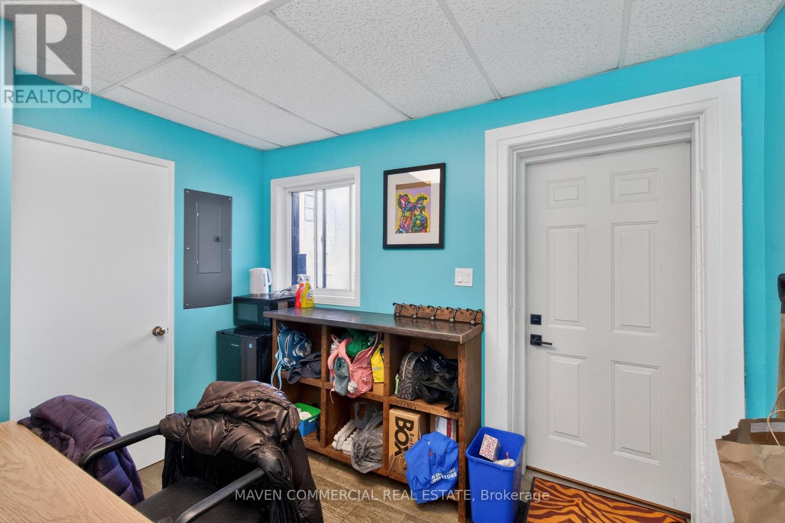 9 Queen Street W, Springwater, Ontario  L0L 1P0 - Photo 7 - S13047244
