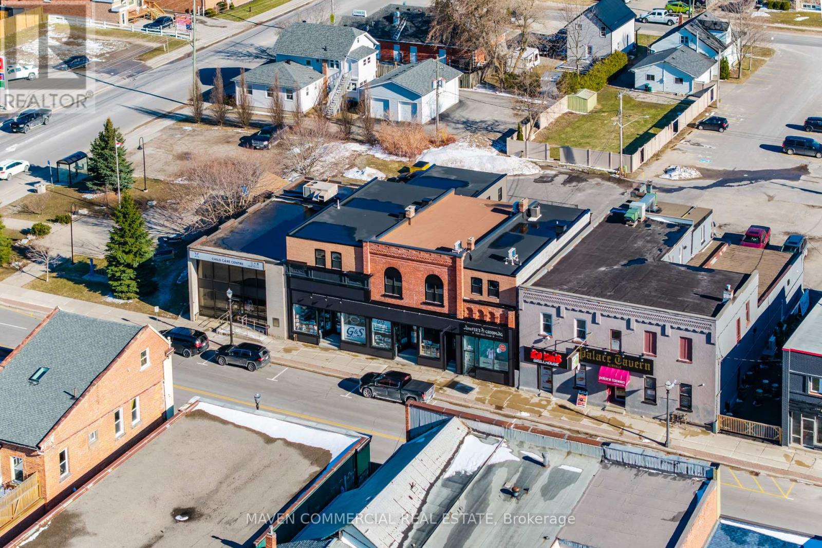 9 Queen Street W, Springwater, Ontario  L0L 1P0 - Photo 2 - S13047266