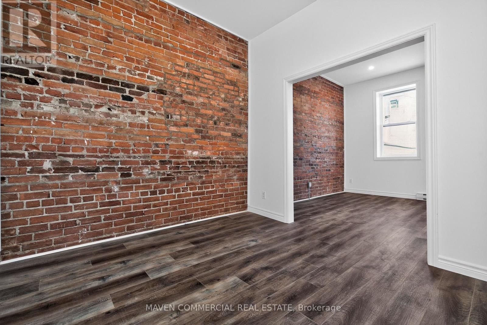 9 Queen Street W, Springwater, Ontario  L0L 1P0 - Photo 26 - S13047266